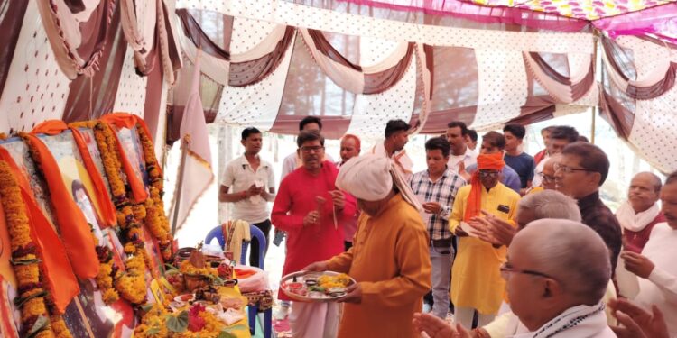 हर्षोल्लास से मनाया गुरु गोरखनाथ का प्रकटोत्सव,की पूजा अर्चना,गोदारी घाट पर भगवान गुरु गोरखनाथ का प्रकटोत्सव मनाया गया।