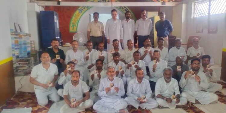 केन्‍द्रीय जेल नर्मदापुरम में निरुद्ध बंदियों के लिए आर्ट आफ लिविंग संस्‍थान द्वारा चार दिवसीय मेडिटेशन शिविर हुआ संपन्‍न