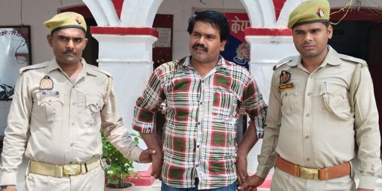 *थाना इंदरगढ़ पुलिस द्वारा एक अभियुक्त मय एक अदद देशी तमंचा 315 बोर मय 2 अदद जिंदा कारतूस 315 बोर के साथ गिरफ्तार किया गया।*