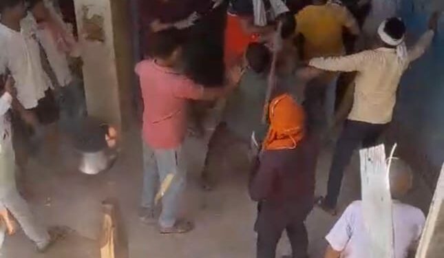 अराजक तत्वों ने घर में घुसकर की मारपीट चहनिया चन्दौली