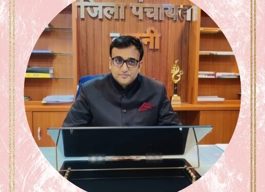 मध्यान्ह भोजन वितरण में लापरवाही पर जिला पंचायत के सीईओ श्री गेमावत ने राधा स्व सहायता समूह को भोजन संचालन के दायित्व से किया मुक्त दुर्गा समिति समूह को शो काज नोटिस