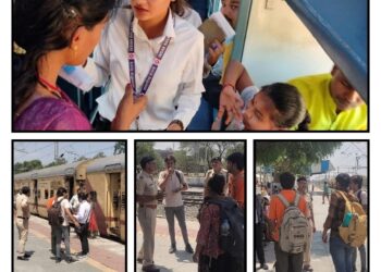 रेलवे स्‍टेशन पर टिकट जांच अभियाान चलाया गया