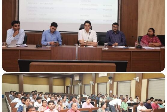 जिला आपदा प्रबंधन की बैठक में कलेक्टर श्री प्रसाद ने कहा कुशल प्रबंधन से रोकी जा सकती है जान-माल की हानि