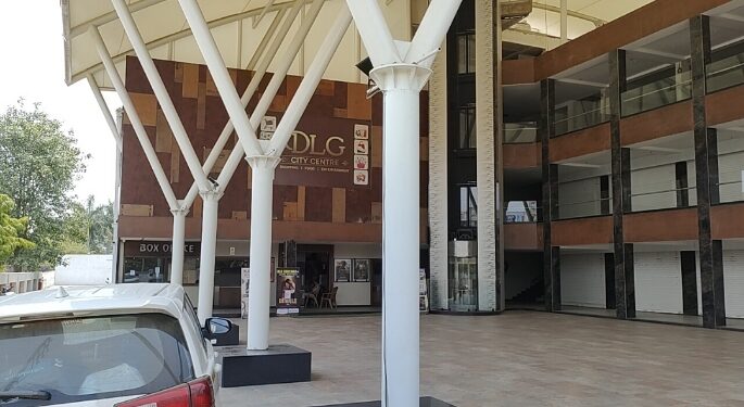 दूसरे दिन भी इनकम टैक्स की जारी रही कार्यवाही