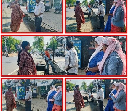 *निगमायुक्त प्रीति यादव ने संभाग क्रमांक 3 के वार्डो में किया सफाई व्यवस्था का निरीक्षण* *सफाई संरक्षकों से सफाई के संबंध में और इस व्यवस्था में और सुधार लाने निगमायुक्त ने की बात-चीत*