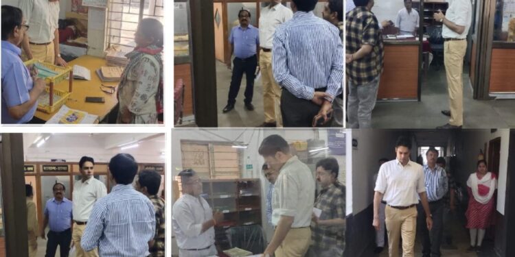 कलेक्टर श्री प्रसाद ने कलेक्ट्रेट कार्यालय की विभिन्न शाखाओं का किया औचक निरीक्षण  डाक की तामीली समय पर कराने सहित लोक सेवा के आवेदन हेतु पंजी संधारित करने के दिए निर्देश