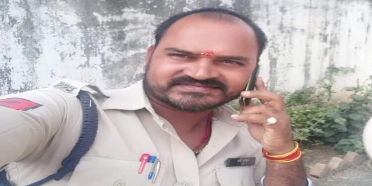 बेखौफ रेत माफिया ने एएसआई को कुचला, मौके पर ही मौत, इसके पहले पटवारी की हुई थी हत्या