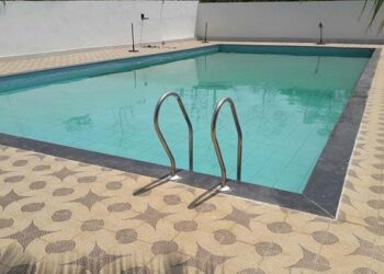 5 फीट का स्वीमिंग पूल, साढ़े चार फीट पानी और डूब गया सवा पांच फीट का आदमी! रील बनाने के दौरान मौत