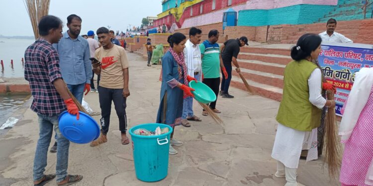 नगर पालिका परिषद के नेतृत्व में जल गंगा संवर्धन अभियान का हुआ शुभारंभ,भावी पीढ़ी के लिए अभियान को आंदोलन में बदलना होगा : नपाध्यक्ष नीतू यादव… वीडियो