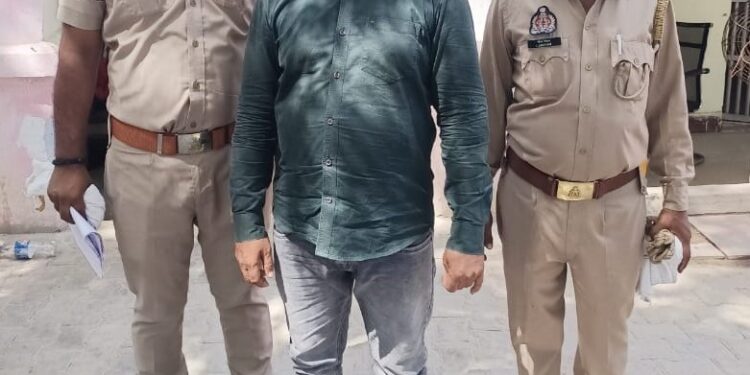 *थाना छिबरामऊ पुलिस द्वारा मु0अ0स0 330/2024 से संबंधित वांछित अभियुक्त को गिरफ्तार कर भेजा गया जेल।*