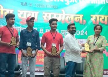 *लोधी क्षत्रिय एम्पलाइज एंड इंटेलेक्चुअल्स एसोसिएशन छत्तीसगढ़ द्वारा आयोजित त्रिय दिवसीय लक्ष्य राज्य स्तरीय युवा सम्मेलन
