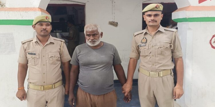 *थाना ठठिया पुलिस द्वारा एक नफर वारंटी अभियुक्त किया गया गिरफ्तार।*