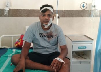 पत्रकार पर असामाजिक तत्व ने किया जान लेवा हमला  पत्रकार को सच का आइना दिखाना पड़ा महंगा