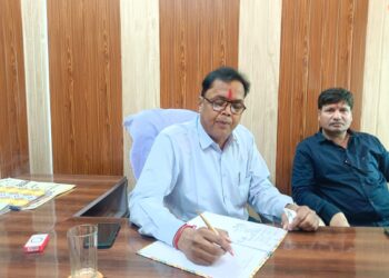 मंगलवार को नवागत सी एम ओ पदम जैन ने नगर परिषद बंडा का पद भार ग्रहण किया।