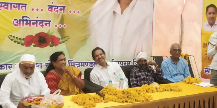 मुख्यमंत्री मोहन यादव की दिनचर्या में शामिल है योग,हम करें,आप करें सभी मिलकर स्वस्थ शरीर के लिए योग करें: मुख्यमंत्री श्री यादव ….वीडियो