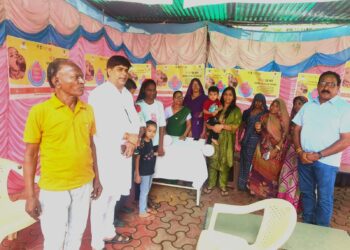*कर्मचारी कॉलोनी कालापीपल आंगनवाड़ी केंद्र क्रमांक 7 पर पल्स पोलियो की दवाई पिलाई गई*