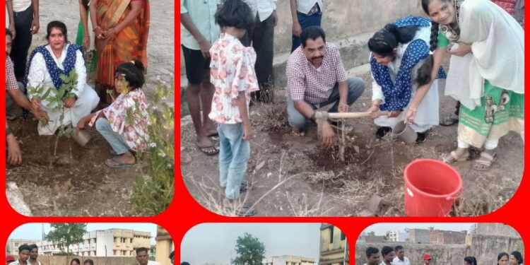 .*समाजसेवी व अधिवक्ता रेखा अंजू तिवारी के नेतृत्व मे प्री मैट्रिक जनजाति बालक छात्रावास मे हुआ पौधारोपण कार्य*…*देखिऐ VIDEO*