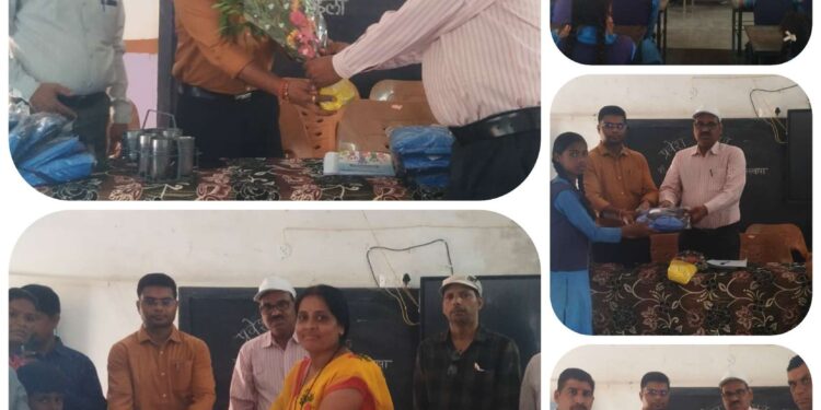 पीएम श्री शासकीय हाईस्कूल सेमरखापा मंडला में भविष्य की भेंट कार्यक्रम सम्पन्न*