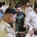 एक हजार रुपये नहीं दिए तो दुकान का सामान जब्त कर लिया अतिक्रमण दस्ते के कर्मचारियों ने  फॉरेस्टर प्लेग्राउंड स्थित चौपाटी का मामला, नगर निगम प्रशासन की कार्यप्रणाली पर लगे सवालिया निशान वायरल VIDEO