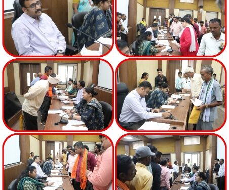 मंगलवार को आयोजित जनसुनवाई में 158 आवेदकों ने सुनी समस्यायें  जिला पंचायत सीईओ एवं अपर कलेक्टर ने संबंधित अधिकारियों को दिये निराकरण के निर्देश