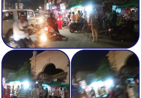 नगर निगम अतिक्रमण विभाग की कार्यवाही के बाद भी नही सुधर रहे व्यापारी, अतिक्रमण दस्ता जाने के बाद भी व्यापारी सड़क बीच मे दुकान लगाए हुए,