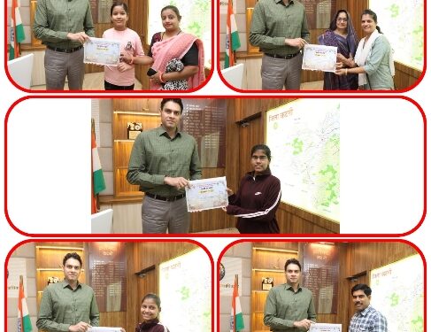 उत्सव का रूप ले रही है कटनी को जानो प्रतियोगिता मंगलवार के विजेता बने कुठला निवासी विवेक कुमार सिंह लिटिल स्टार चिल्ड्रन होम बालिका गृह की पूजा कोल और पूजा गुप्ता ने भी जीता पुरस्कार