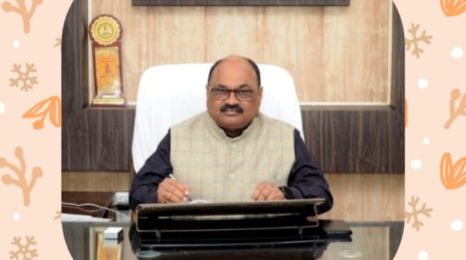 नगर निगम सीमा में चिन्हित 47 भवन स्वामी संचालकों (इण्डस्ट्रीज, स्कूल, कॉलेज, मैरिज गार्डन, होटल) के विरूद्ध निकाय द्वारा रूपये 286500 जुर्माना