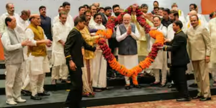 8 जून को तीसरी बार पीएम पद की शपथ ले सकते हैं मोदी