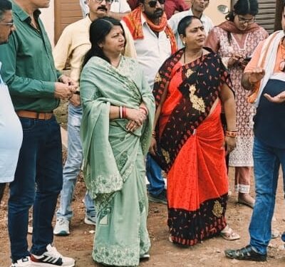 *इंदिरा गांधी वार्ड के शिवाजी नगर एवं बालाजी नगर पहुँच महापौर ने चल रहे कार्यों का किया निरीक्षण,दिए आवश्यक निर्देश साथ में मौजूद थे संघर्षरत वार्ड पार्षद बल्ली सोनी*