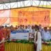 मुख्यमंत्री कन्यादान योजना में 221 जोड़ो का विवाह कार्यक्रम संपन्न विधायक एवं जनपद अध्यक्ष ने नव विवाहितों को प्रतीकात्मक चेक एवं तुलसी का पौधा प्रदान किया