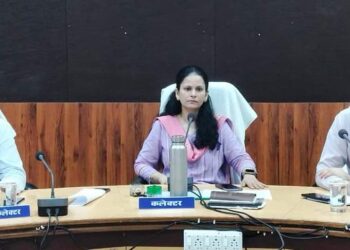 शतप्रतिशत छात्रावासों की निरीक्षण करें, आपदा प्रबंधन के लिए बेहतर तैयारी रखें – डॉ. सिडाना  समय-सीमा एवं विभागीय समन्वय समिति की बैठक में कलेक्टर के निर्देश