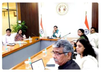 स्लीमनाबाद टनल का निर्माण कार्य समय-सीमा में पूर्ण करें : मुख्यमंत्री डॉ. यादव  महत्वपूर्ण मेगा प्रोजेक्ट की समीक्षा के लिए ऑनलाइन डैशबोर्ड बनाएं  मुख्यमंत्री डॉ. यादव ने की स्लीमनाबाद टनल कार्य की प्रगति की समीक्षा