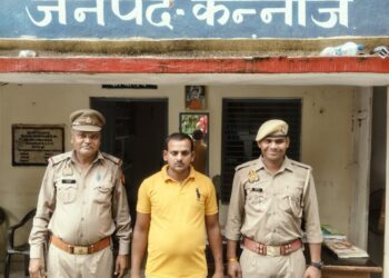 *थाना विशुनगढ़ पुलिस द्वारा जिला बदर अपराधी को गिरफ्तार कर भेजा गया जेल।*