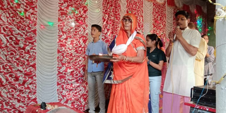 संसारपुर में शिव महापुराण का आयोजन