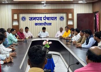 कार्यक्रम के मुख्य अतिथिं महंत श्री रघुनाथदास जी महाराज/राष्ट्रीय संत श्री श्याम जी मनावत रहेंगे..!  नगर परिषद पानखेड़ी में लग-भग 2100 पौधे रोपे जाएगे-:MLA घनश्याम चंद्रवंशी