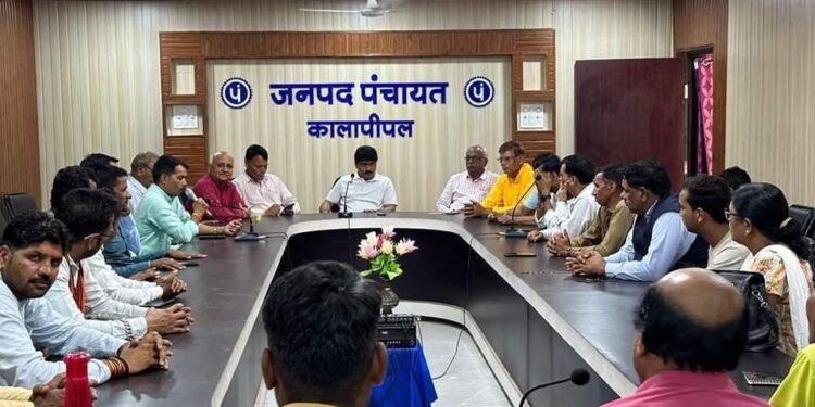 कार्यक्रम के मुख्य अतिथिं महंत श्री रघुनाथदास जी महाराज/राष्ट्रीय संत श्री श्याम जी मनावत रहेंगे..! नगर परिषद पानखेड़ी में लग-भग 2100 पौधे रोपे जाएगे-:MLA घनश्याम चंद्रवंशी