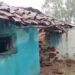 बारिश के चलते गांव में दीवार गिरने से वर्षा सिंह पति धन्नू सिंह (45)नीचे दब गई