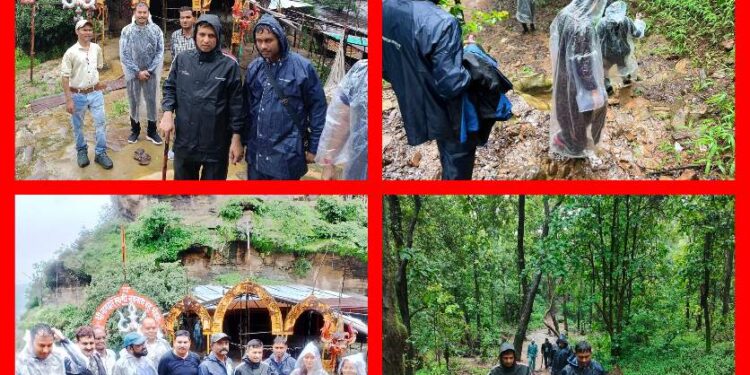 संभागायुक्‍त एवं कलेक्टर ने नागद्वारी मेला तैयारियों का पचमढ़ी में पैदल पहाड़ों पर ट्रैकिंग कर किया निरीक्षण,पर्यटन स्थल पचमढ़ी में नागद्वारी मेला 1 अगस्त से प्रारंभ होगा जो की 10 अगस्त तक होगा आयोजित.. वीडियो