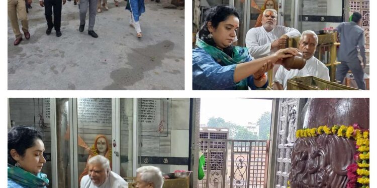 नवागत कलेक्टर श्रीमती अदिति गर्ग ने भगवान पशुपतिनाथ मंदिर परिसर में श्रावण माह की तैयारी एवं व्यवस्थाओं को देखा तथा निरीक्षण किया