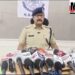 चलती कार में 13 साल की छात्रा से दुष्कर्म, आरोपी के दो साथी भी थे कार में मौजूद, एक कर रहा था ड्राइविंग दूसरे ने वीडियो बनाया, वायरल करने की भी दी धमकी, इंस्टाग्राम पर हुई थी युवक से छात्र की पहचान, दो आरोपी गिरफ्तार