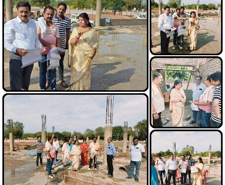 *यात्री सुविधाओं को ध्यान में रखकर करें निर्माण, महापौर प्रीति संजीव सूरी ने झिंझरी स्थित निर्माणाधीन बस स्टैंड का किया निरीक्षण, अधिकारियों को दिए निर्देश*