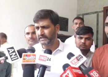(एक पेड़ मां के नाम अभियान)पर सवाल खड़े किए पूर्व विधायक कुणाल चौधरी ने देखिए उनका वीडियो