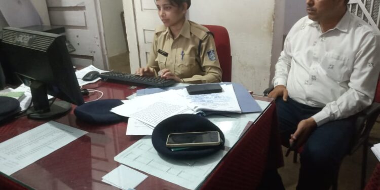कैमोर के राशन दुकानों के खाद्यान्न को खुर्द-बुर्द करने पर दर्ज हुई एफआईआर