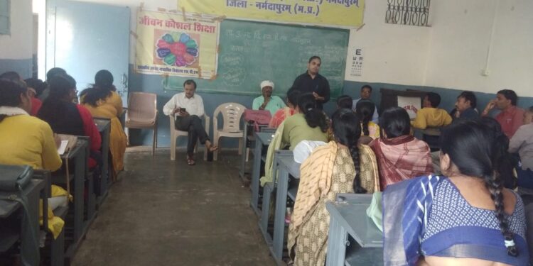 एसपीएम में प्रधान पाठकों का एन.ए.एस के तहत हुआ उन्मुखीकरण प्रशिक्षण