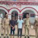थाना इंदरगढ़ पुलिस द्वारा 02 वांछित/शातिर अभियुक्तगण को किया गया गिरफ्तार।*