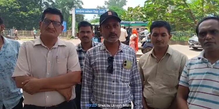 अतिथि शिक्षक संघ ने सोपे ज्ञापन,,