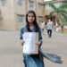 स्वतंत्रता दिवस के पर अधिकारी से पीड़ित युवती अपने न्याय की लगा रही गुहार, अत्यधिक परेशान होकर प्रदर्शन करने के लिए मजबूर हुई युवती