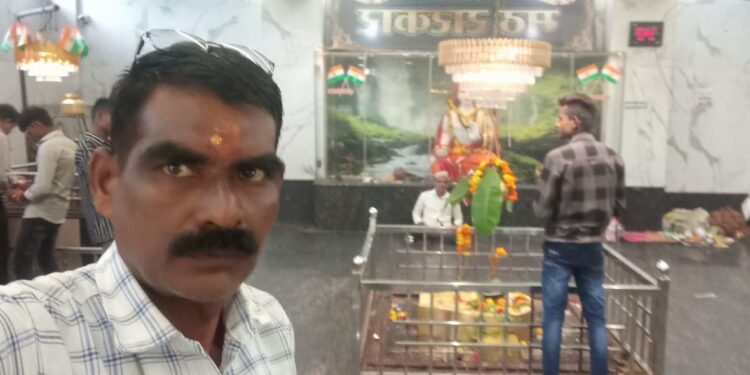 मठ-मंदिर प्रांगण में विशाल भंडारे का आयोजन