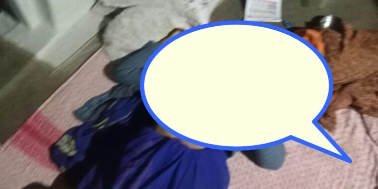 *पुलिस अनुविभाग जुन्नारदेव के थाना तामिया के अधीन वाले ग्राम भोड़ियापानी में देर रात हुआ मर्डर!!* *पति ने ही अपनी पत्नी को कुल्हाड़ी मारकर उतारा मौत के घाट!!* *घटना स्थल पर थानेदार तामिया मय स्टॉफ के पहुचे!!*