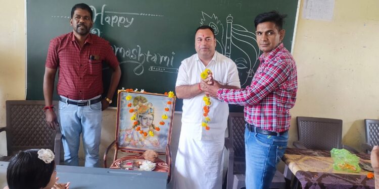 शासकीय एल एन पी स्कूल रहटगांव मे मनाया जन्माष्टमी उत्सव